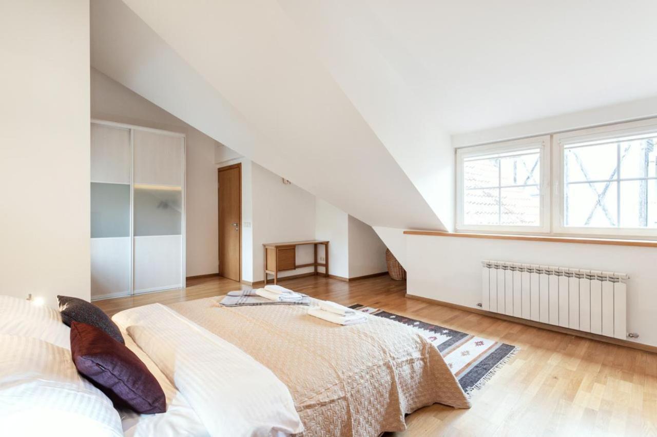 Saint John 2 Bedroom Cottage By Reside Baltic วิลนีอุส ภายนอก รูปภาพ
